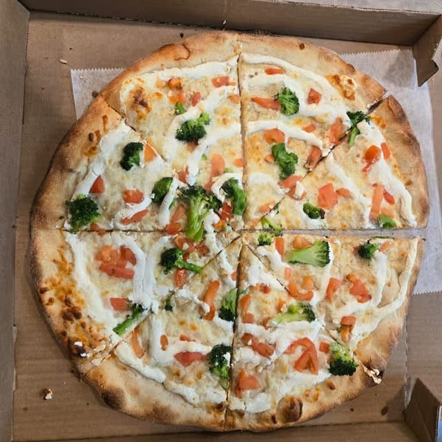 Bianca Pizza.