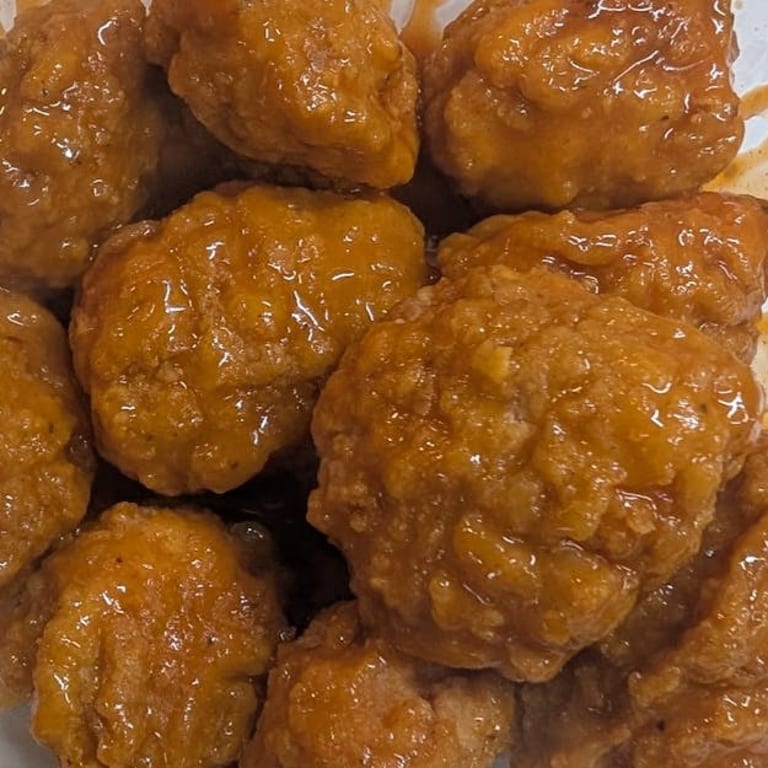 Savor Our Flavorful Wings